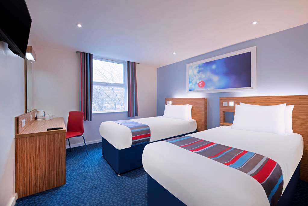 Travelodge Cameron Toll Hotel Edinburg Rum bild